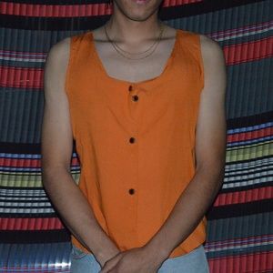 Warm Tangerine que-tee shirt